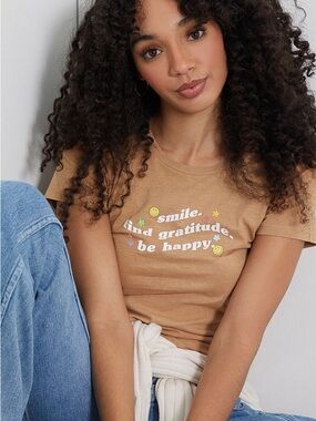 Smiley Originals Graphic Slogan Smile Find Gratitude Be Happy - Camel